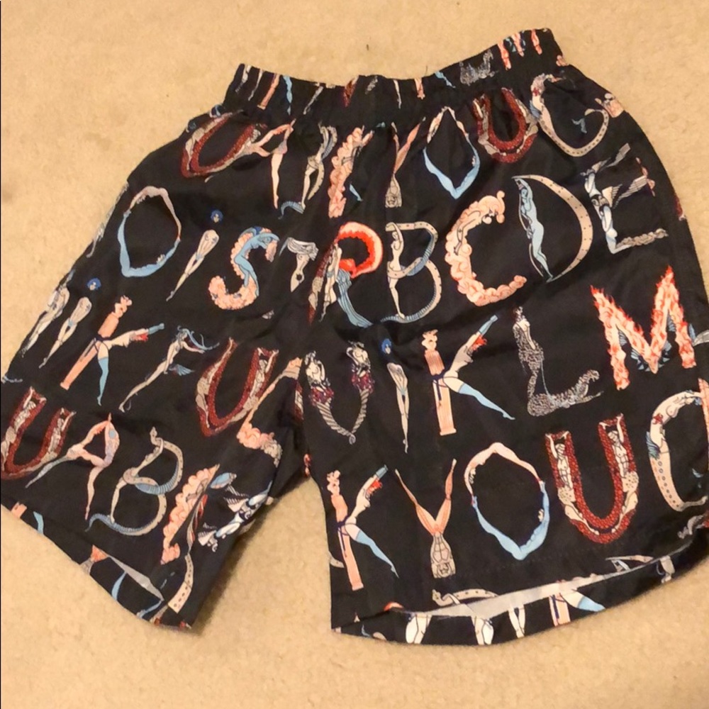 Supreme alphabet shorts black size M